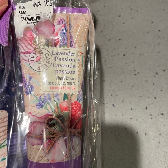 Ivy & Castle Lavender gift set - Picture 3 of 6